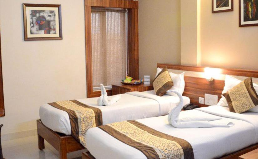 Hotel Eden Roc Bhubaneswar Exterior foto